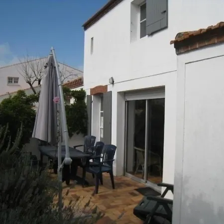 Maison L'epine, 4 Pieces, 6 Personnes - Fr-1-224b-609